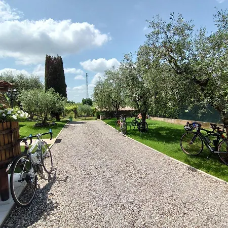 Le Zampolle Bed & Breakfast