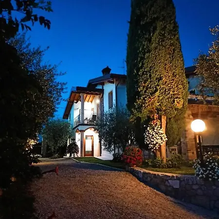 Bed and Breakfast Le Zampolle Colà